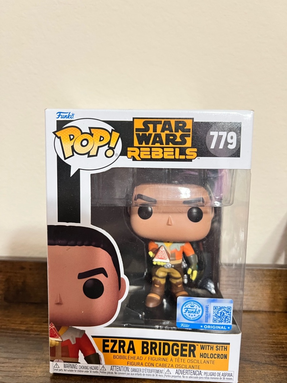 Funko Pop! Vinyl #779 Star Wars - Ezra Bridger with Sith Holocron New